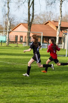 Bild 35 - TSV Weddelbrook - FSG BraWie 08